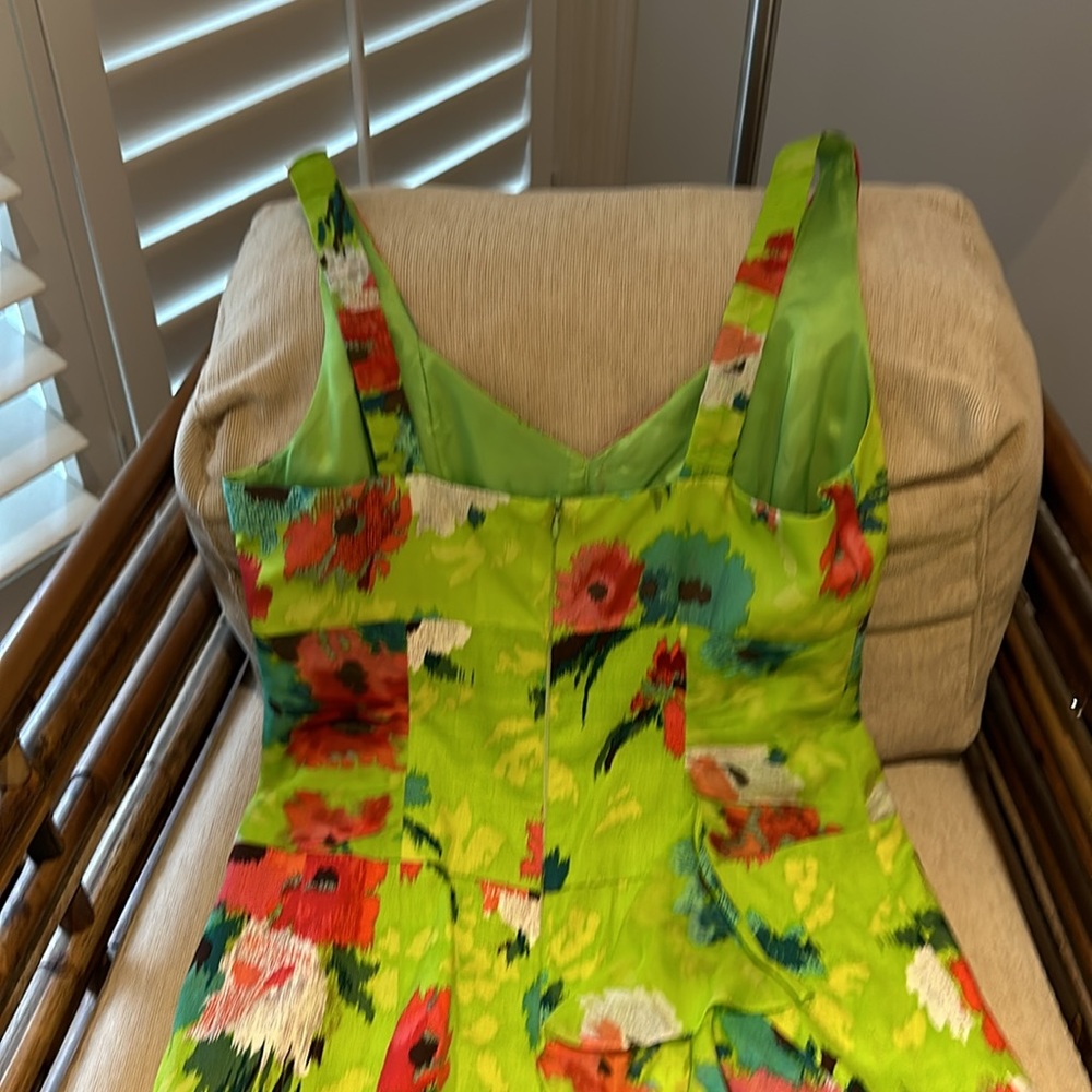Beautiful dress. Great condition. Only tried on. - Picture 4 of 6